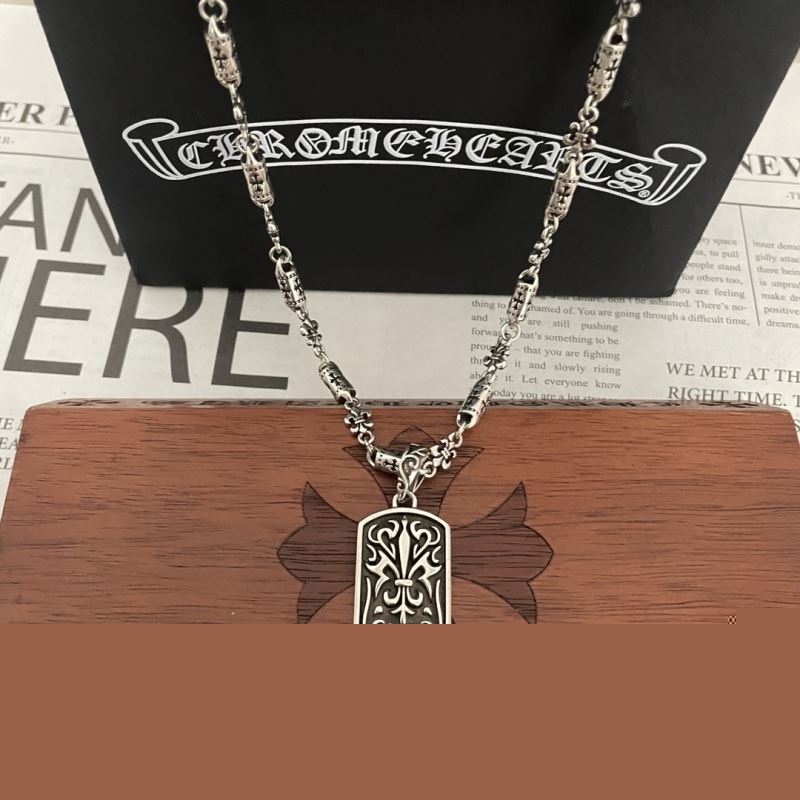 Ch**me He**ts necklaces